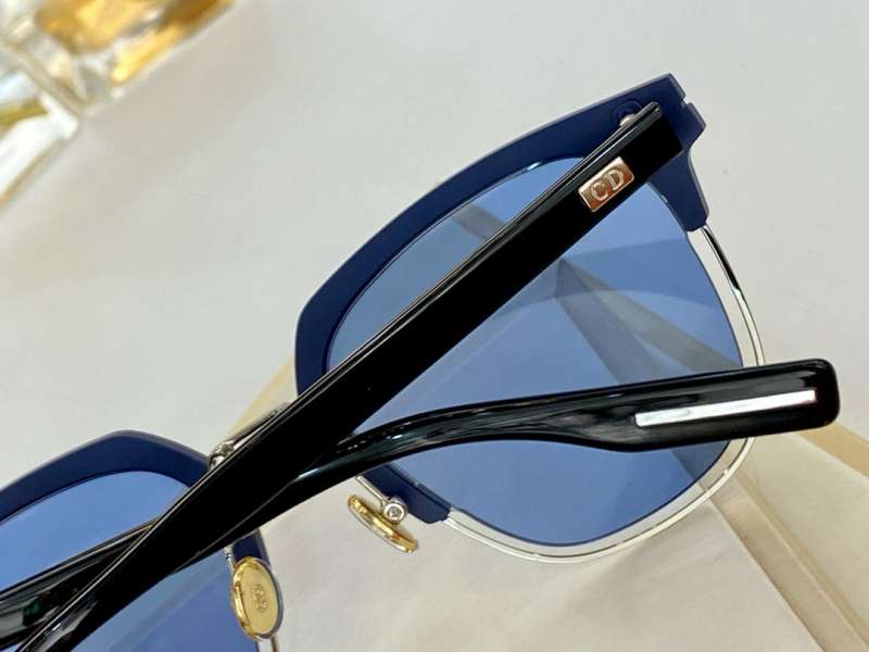 Picture of Dior Sunglasses _SKUfw56643294fw